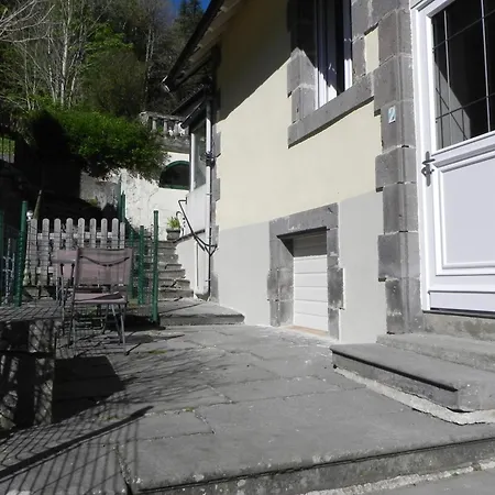 Appartement Lozeloux N 2 *